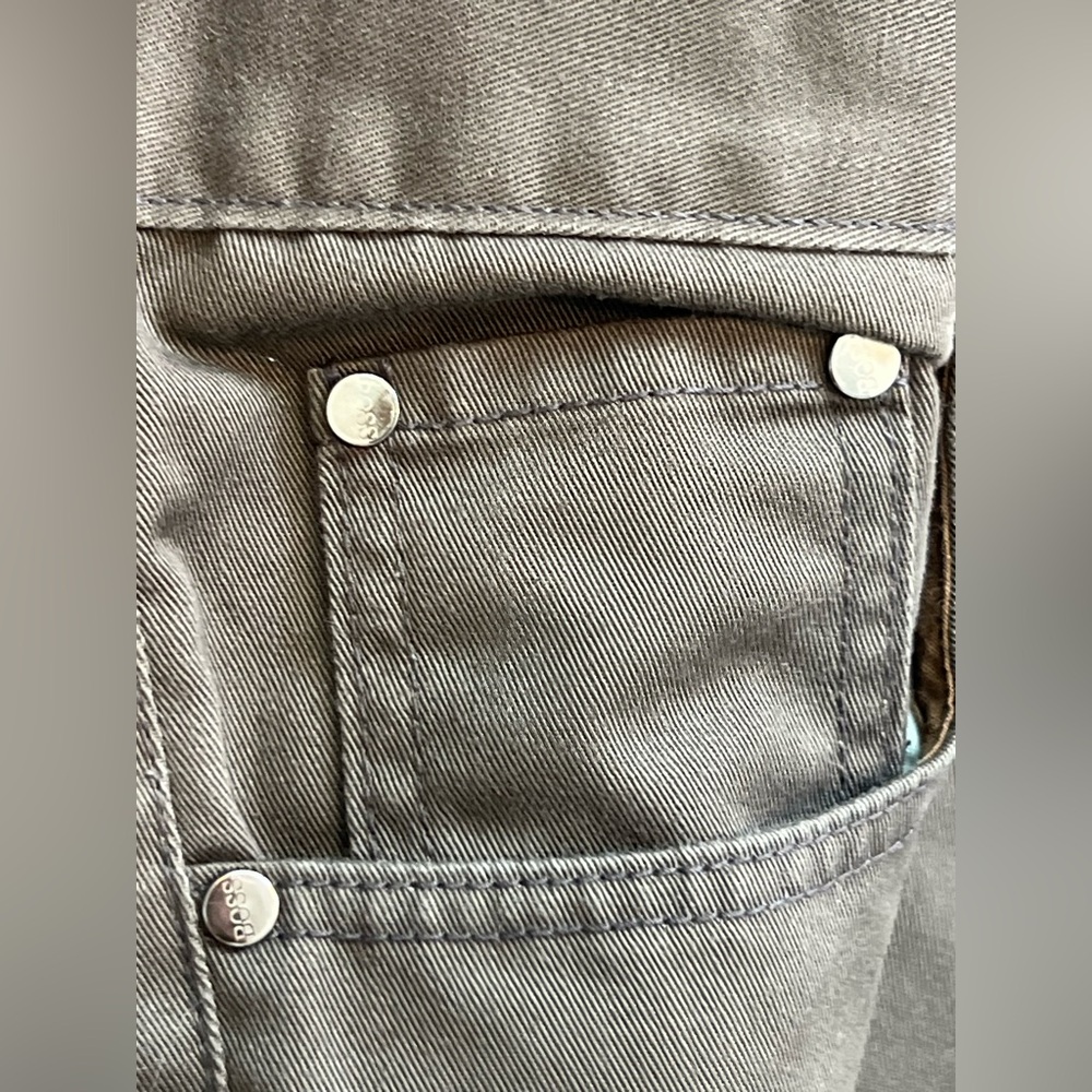 Hugo Boss since 1998 brown. - Picture 6 of 8